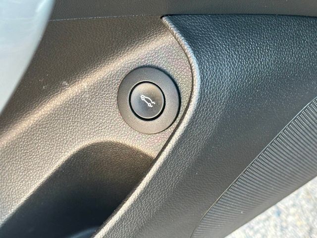 2016 Buick Regal 4dr Sedan Premium II FWD - 22883308 - 14