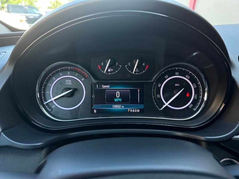 2016 Buick Regal 4dr Sedan Premium II FWD - 22883308 - 43