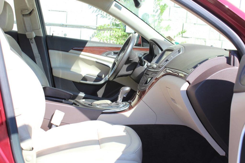 2016 Buick Regal 4dr Sedan Premium II FWD - 22887711 - 15