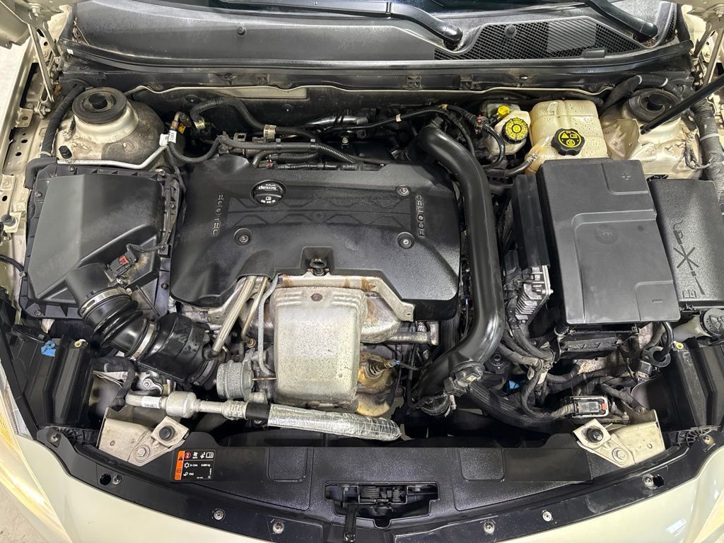 2016 Buick Regal 4dr Sedan Turbo FWD - 23069123 - 31