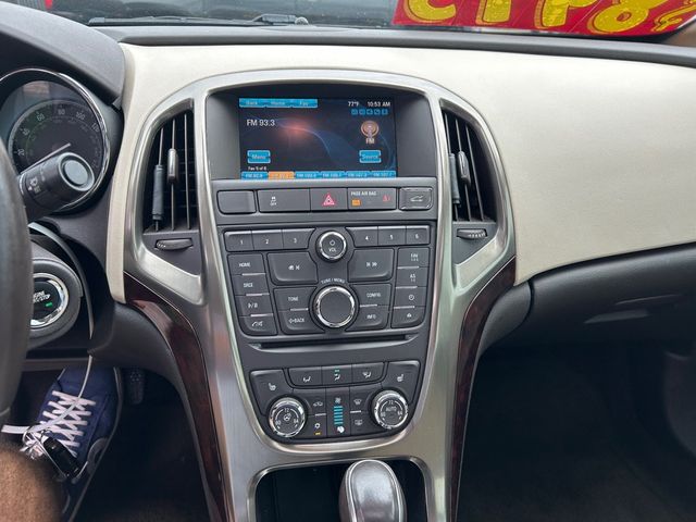 2016 Buick Verano 4dr Sedan Leather Group - 23061247 - 9