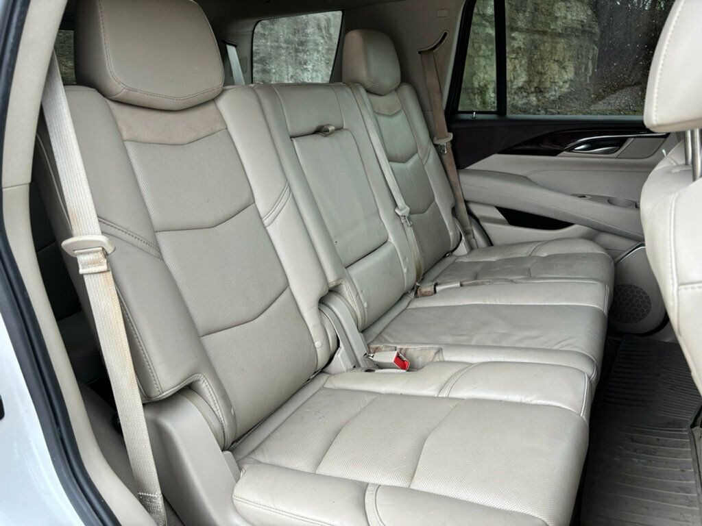 2016 Cadillac Escalade 2016 CADILLAC ESCALADE LUXURY COLLECTION - 22970307 - 17