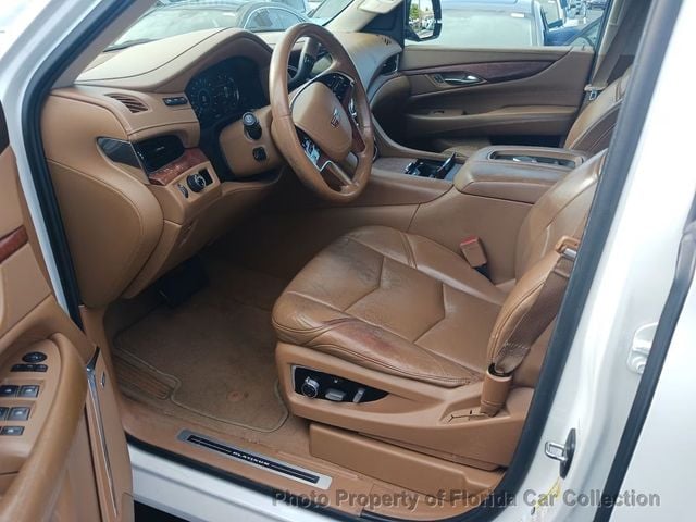 2016 Cadillac Escalade 2WD Platinum - 23018851 - 4