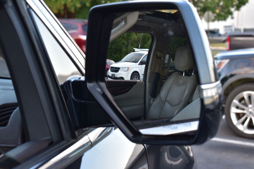 2016 Cadillac Escalade Luxury photo 58