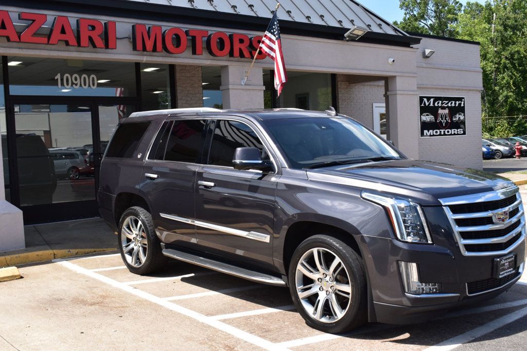2016 Cadillac Escalade Luxury photo 9