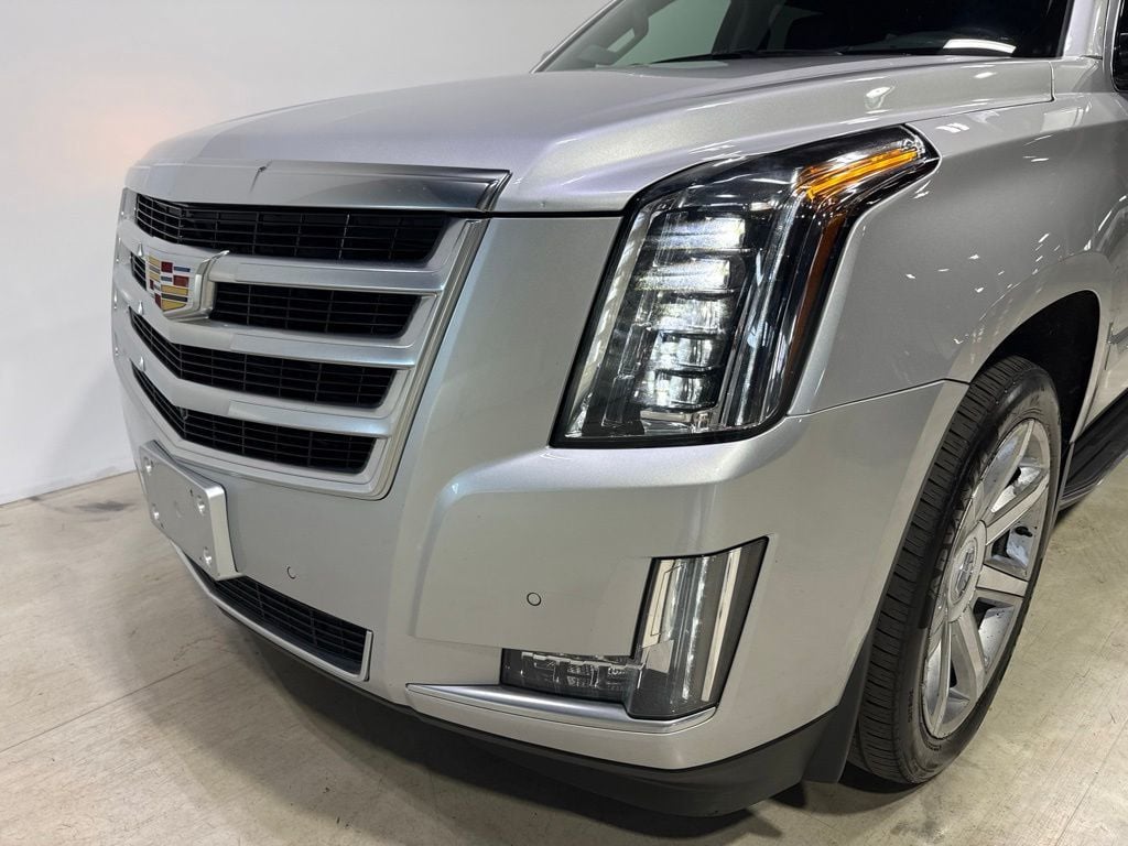 2016 Cadillac Escalade 4WD 4dr Luxury Collection - 23043415 - 9
