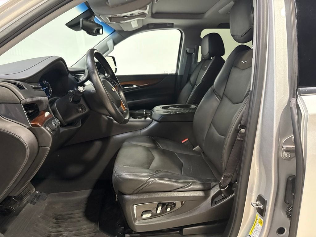 2016 Cadillac Escalade 4WD 4dr Luxury Collection - 23043415 - 13