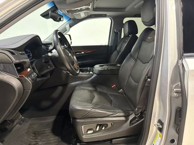 2016 Cadillac Escalade 4WD 4dr Luxury Collection - 23043415 - 13