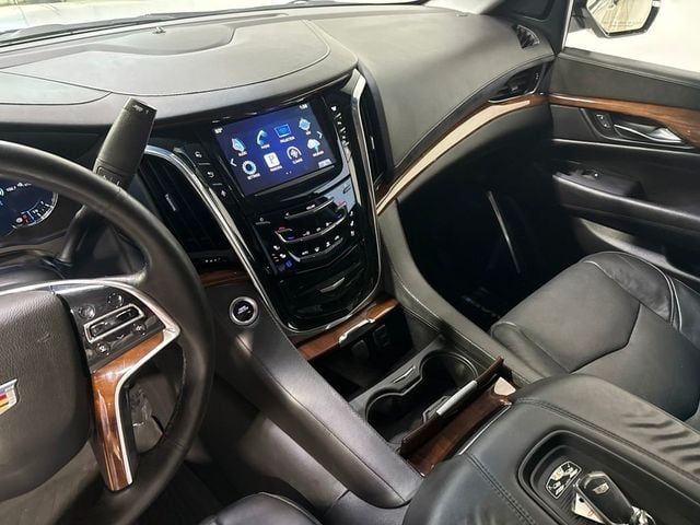 2016 Cadillac Escalade 4WD 4dr Luxury Collection - 23043415 - 22