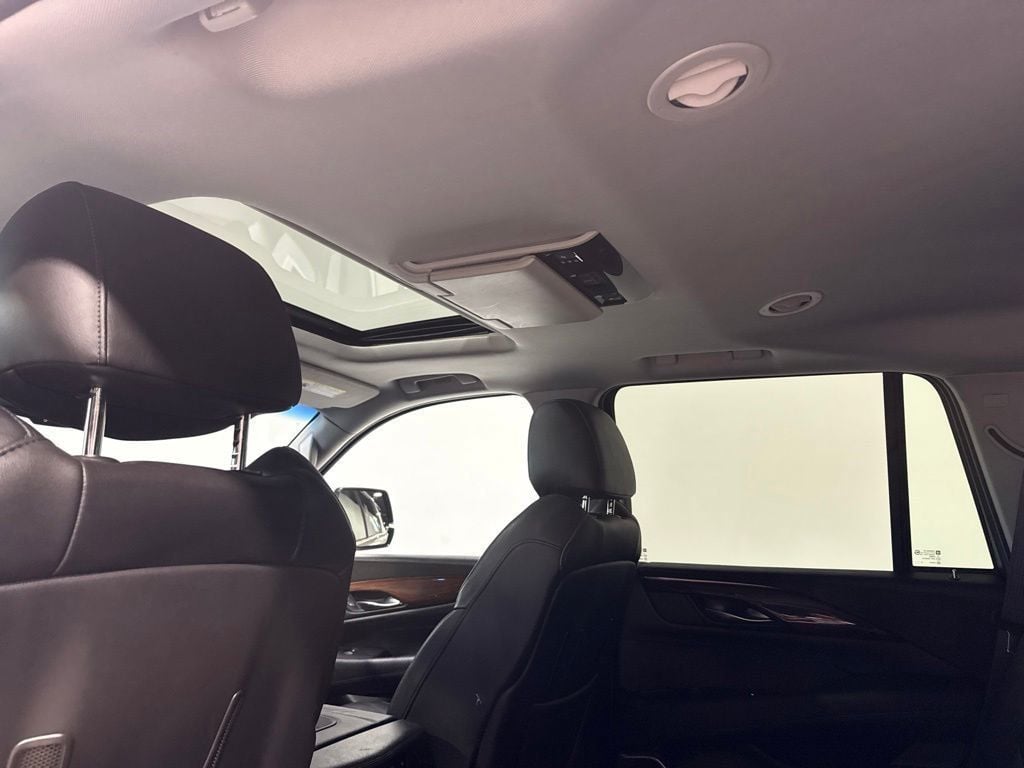 2016 Cadillac Escalade 4WD 4dr Luxury Collection - 23043415 - 26