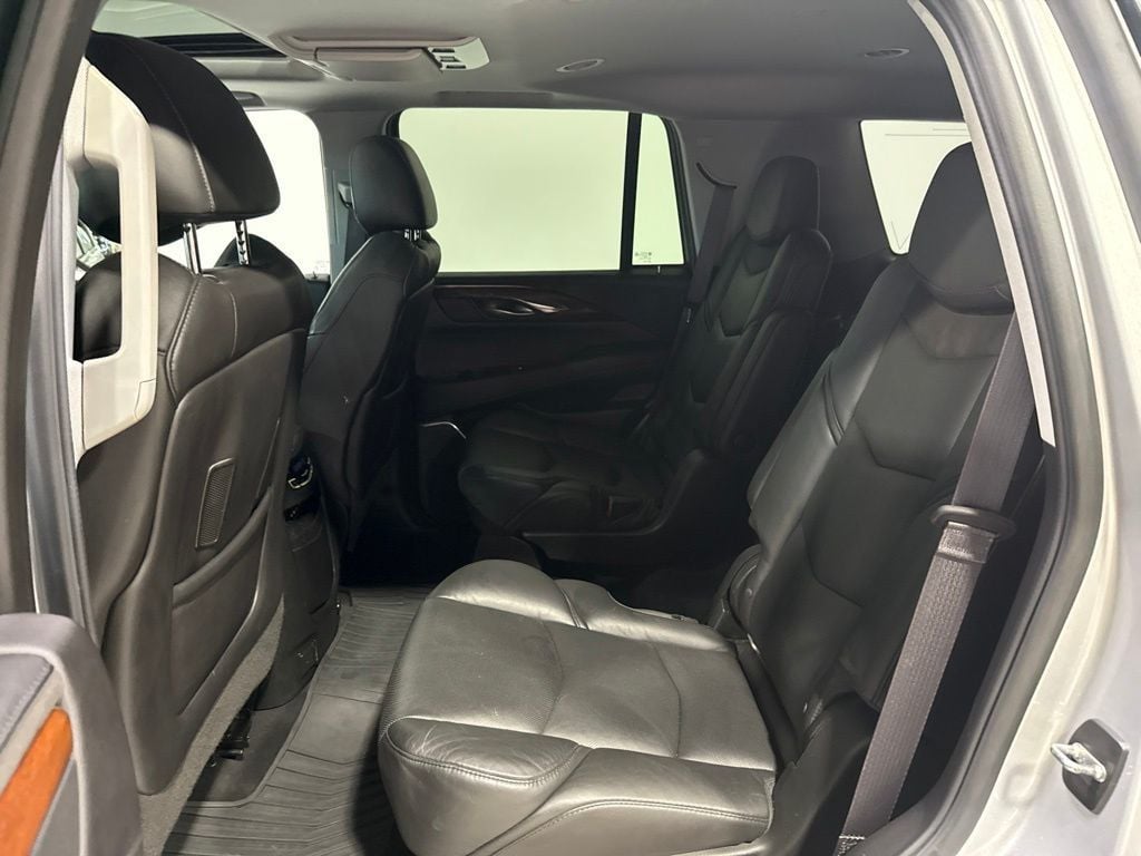 2016 Cadillac Escalade 4WD 4dr Luxury Collection - 23043415 - 27