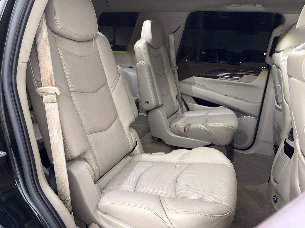 2016 Cadillac Escalade 4WD 4dr Luxury Collection - 23085501 - 27
