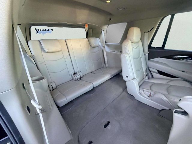 2016 Cadillac Escalade 4WD 4dr Luxury Collection - 23043869 - 32