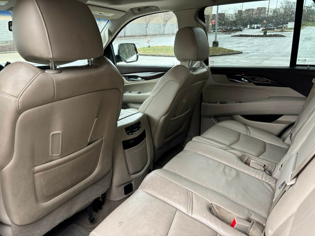 2016 Cadillac Escalade 4WD 4dr Luxury Collection - 22970307 - 15