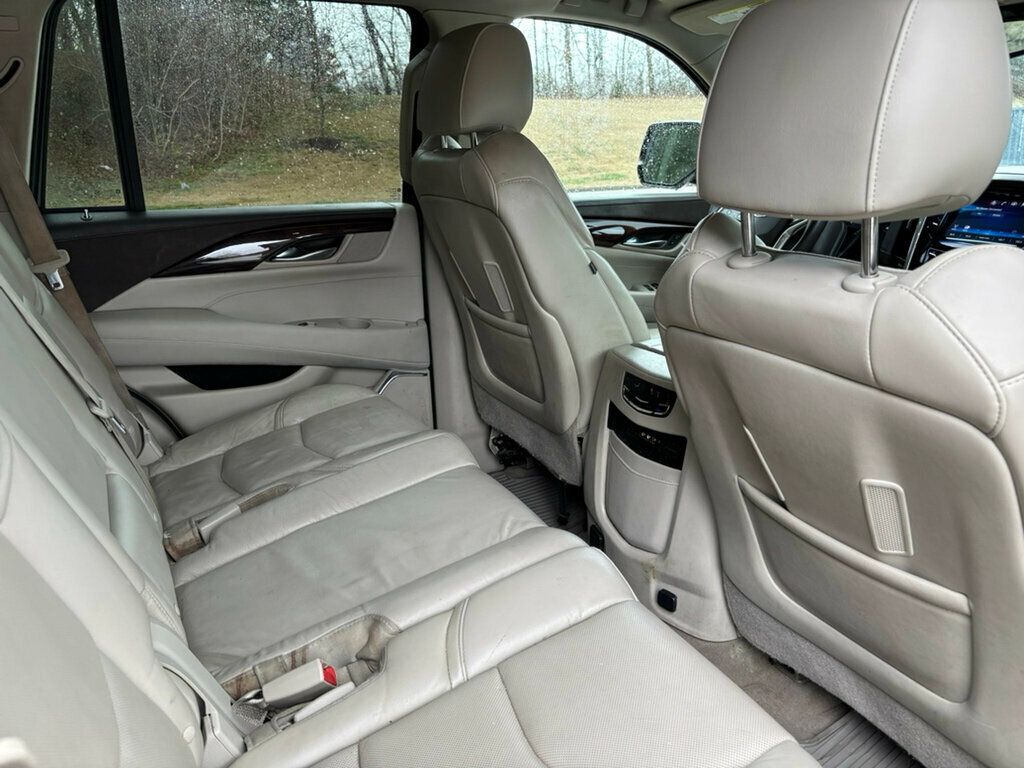2016 Cadillac Escalade 4WD 4dr Luxury Collection - 22970307 - 18