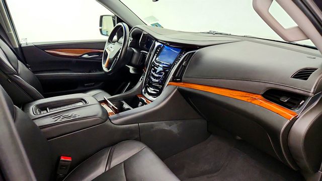 2016 Cadillac Escalade 4WD 4dr Luxury Collection - 23078160 - 24