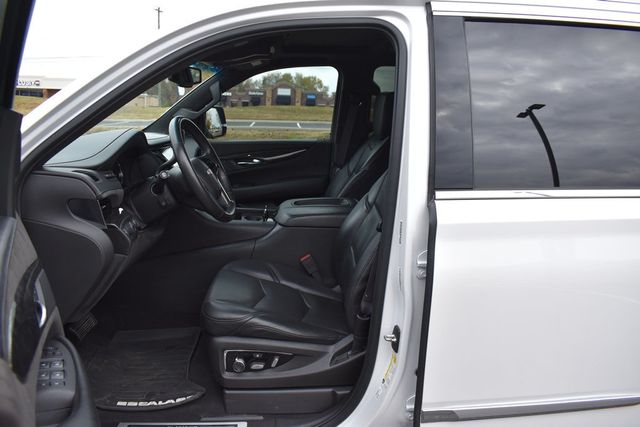 2016 Cadillac Escalade 4WD 4dr Platinum - 22948641 - 37