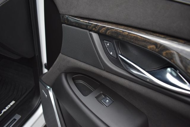 2016 Cadillac Escalade 4WD 4dr Platinum - 22948641 - 40