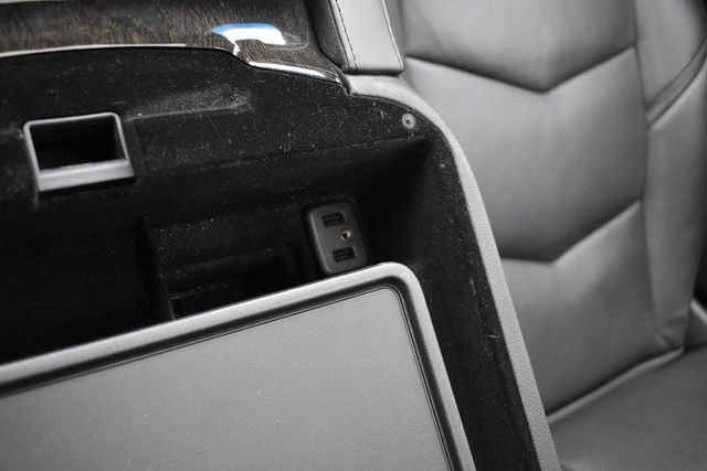 2016 Cadillac Escalade 4WD 4dr Platinum - 22948641 - 54