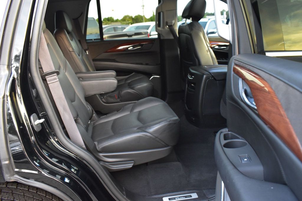 2016 Cadillac Escalade Premium photo 22