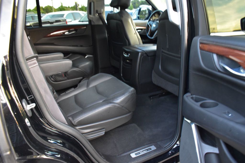 2016 Cadillac Escalade Premium photo 24