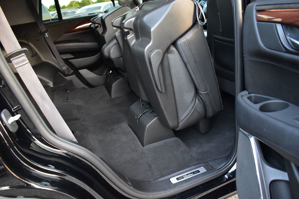 2016 Cadillac Escalade Premium photo 26