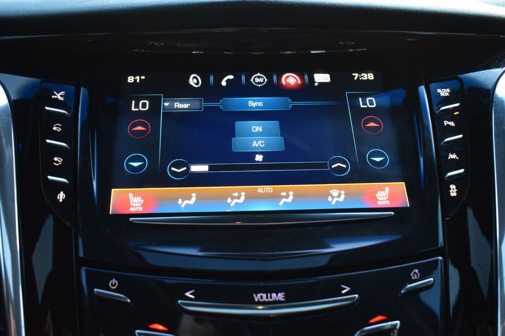 2016 Cadillac Escalade Premium photo 38