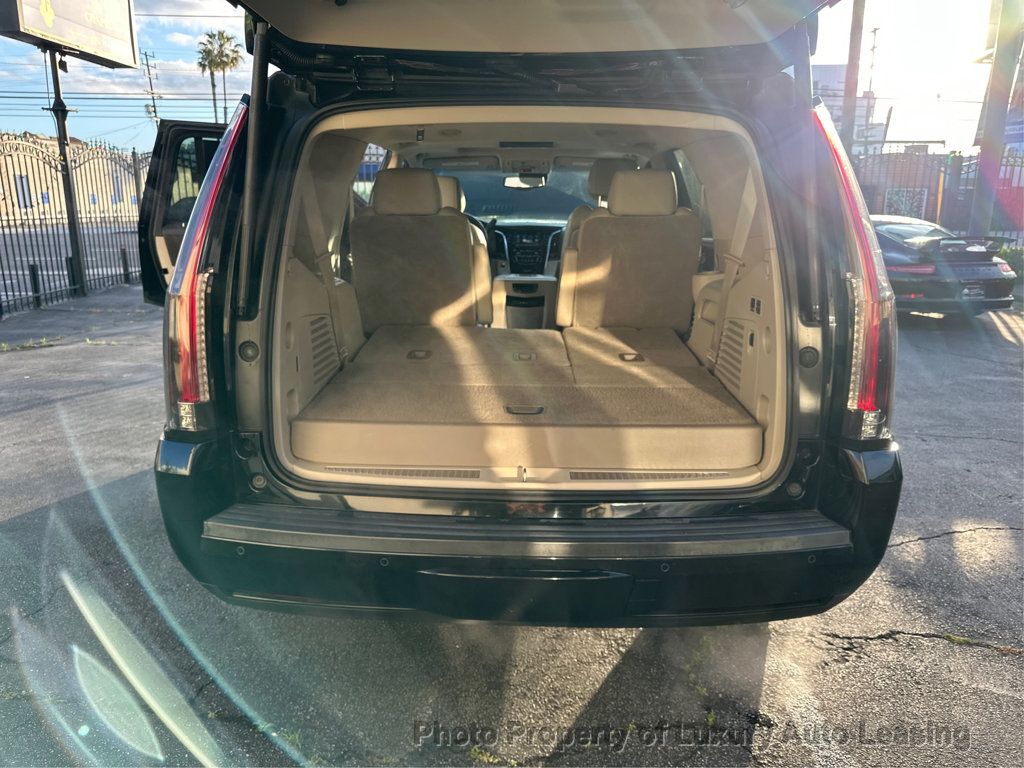 2016 Cadillac Escalade Premium photo 12