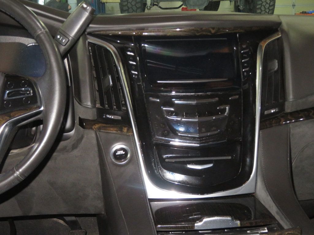 2016 Cadillac Escalade EXTRA CLEAN PLATINUM ESCALDE 4X4 2OWNER 4X4 6.2  - 22977733 - 39