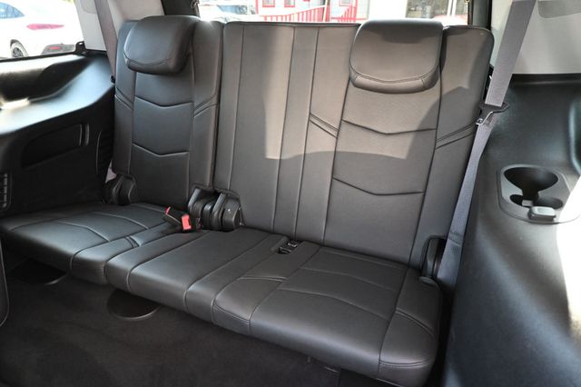 2016 Cadillac Escalade Luxury Collection - 23036574 - 13