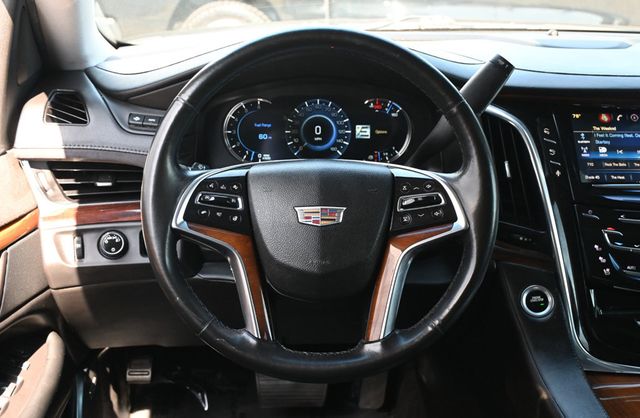 2016 Cadillac Escalade Luxury Collection - 23036574 - 8