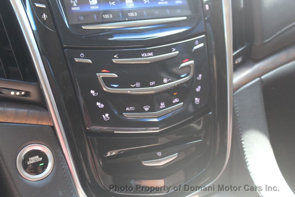 2016 Cadillac Escalade Luxury photo 41