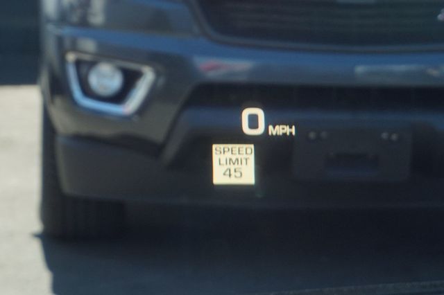 2016 Cadillac Escalade PLATINUM, 4X4, PREMIUM WHEELS, MOON ROOF, LEATHER SEATS, TOW PKG - 23004926 - 28