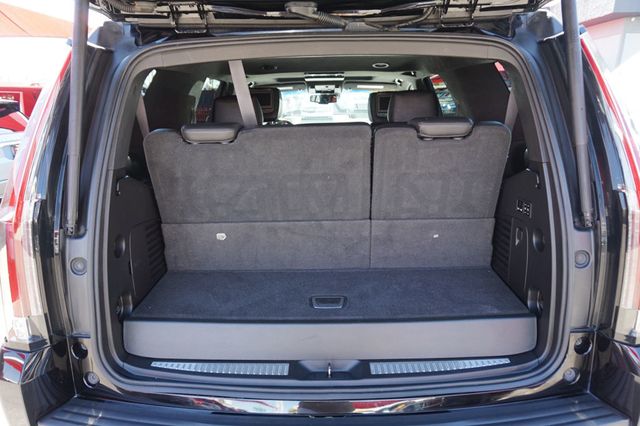 2016 Cadillac Escalade PLATINUM, 4X4, PREMIUM WHEELS, MOON ROOF, LEATHER SEATS, TOW PKG - 23004926 - 7