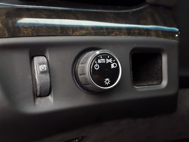 2016 Cadillac Escalade (Theft Recovery) Premium Collection - 18178799 - 18