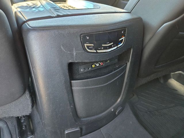 2016 Cadillac Escalade ESV 4WD 4dr Luxury Collection - 22997351 - 11