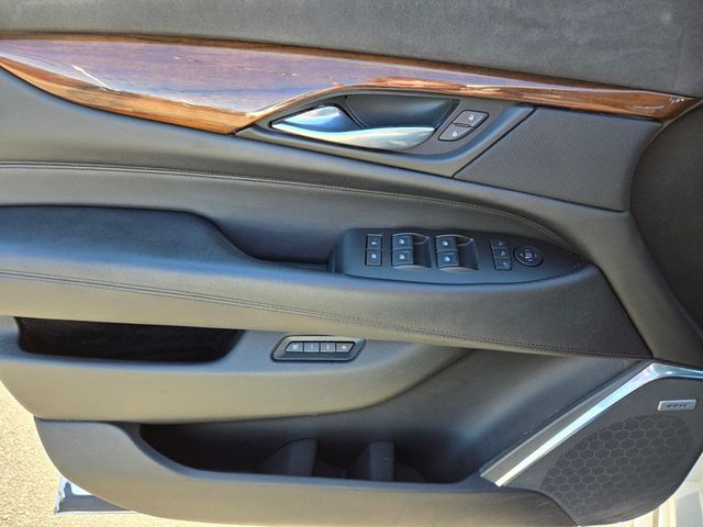 2016 Cadillac Escalade ESV 4WD 4dr Luxury Collection - 22997351 - 18