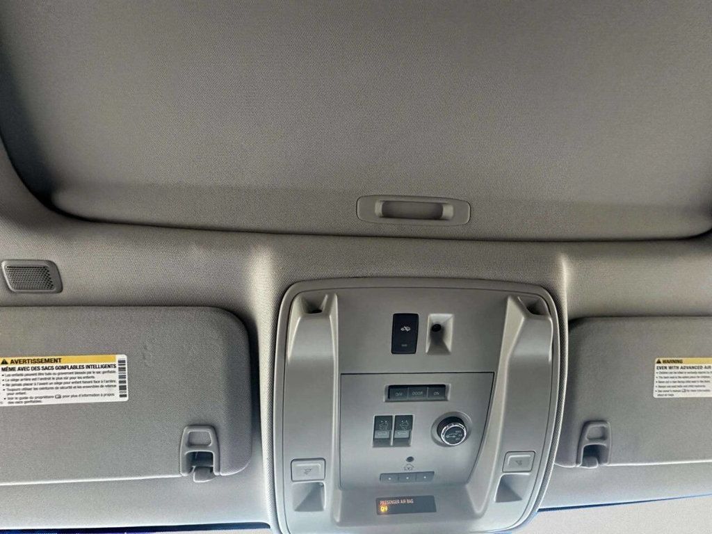 2016 Cadillac Escalade ESV 4WD 4dr Luxury Collection - 23004544 - 36