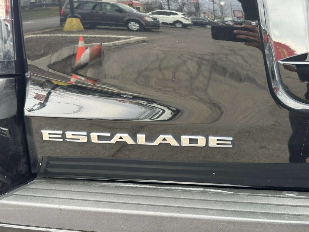 2016 Cadillac Escalade ESV 4WD 4dr Luxury Collection - 23004544 - 39