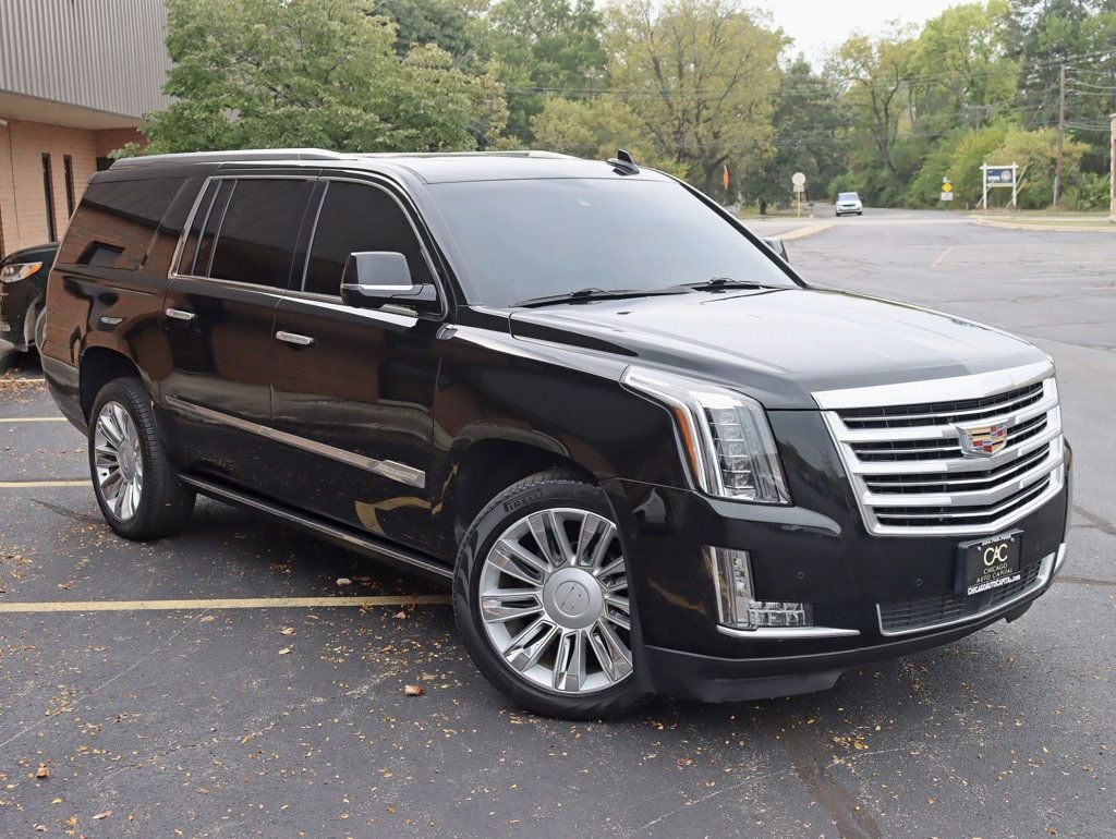 2016 Cadillac Escalade ESV Platinum photo 10