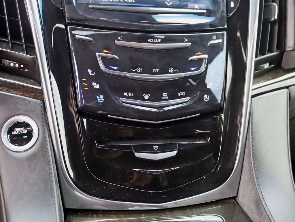2016 Cadillac Escalade ESV Platinum photo 18