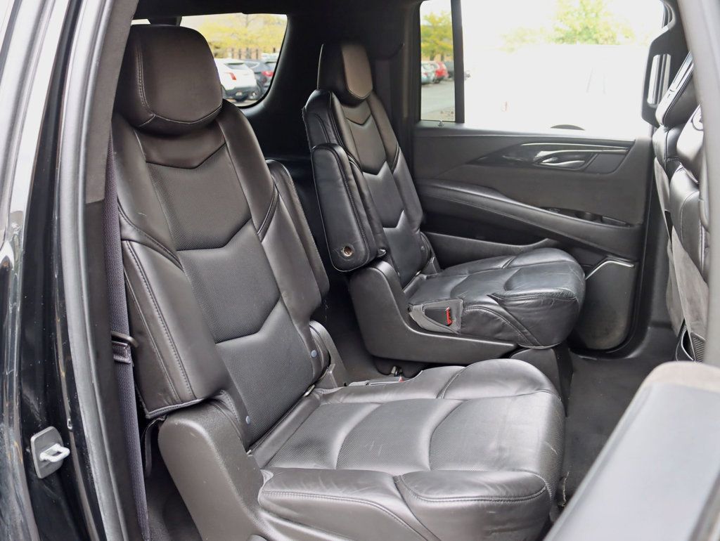 2016 Cadillac Escalade ESV Platinum photo 24