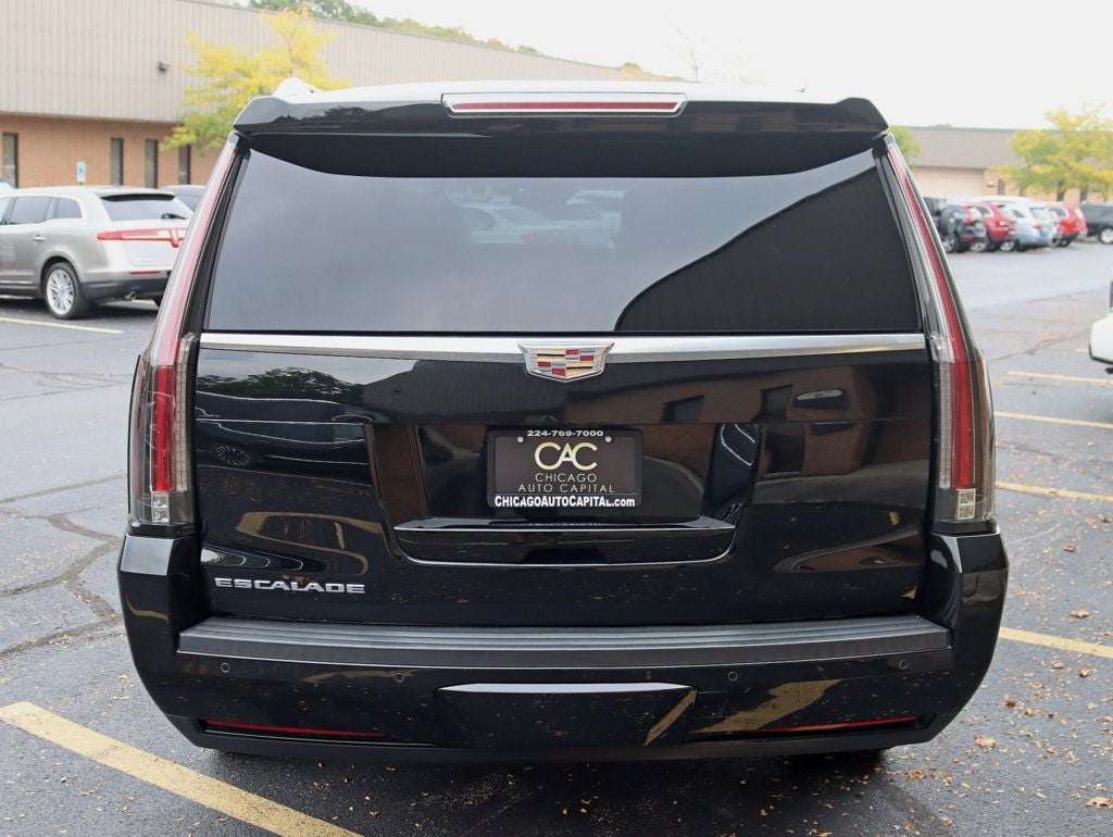 2016 Cadillac Escalade ESV Platinum photo 7