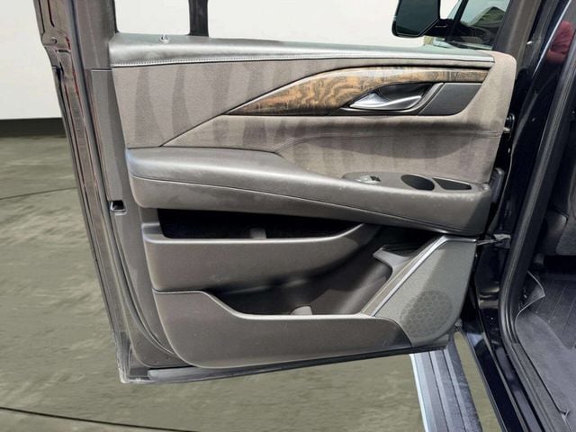 2016 Cadillac Escalade ESV 4WD 4dr Platinum - 23028719 - 23