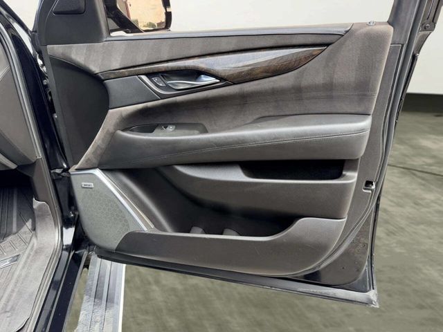 2016 Cadillac Escalade ESV 4WD 4dr Platinum - 23028719 - 32