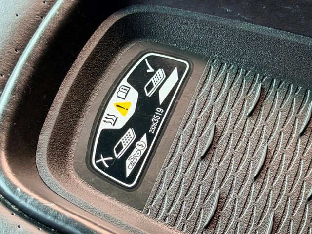 2016 Cadillac Escalade ESV 4WD 4dr Platinum - 23028719 - 49