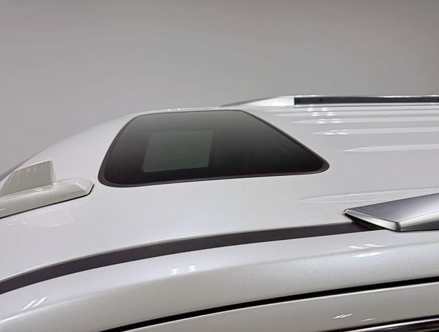 2016 Cadillac Escalade ESV 4WD 4dr Premium Collection - 22960869 - 9