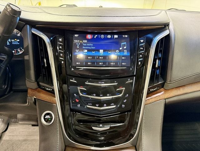 2016 Cadillac Escalade ESV 4WD 4dr Premium Collection - 22960869 - 16