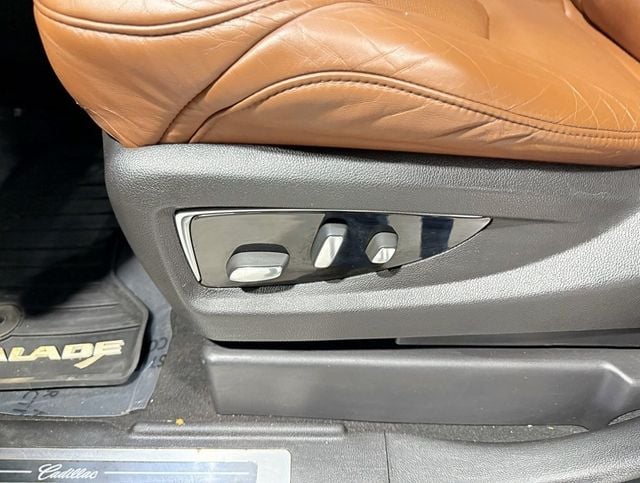 2016 Cadillac Escalade ESV 4WD 4dr Premium Collection - 22960869 - 28