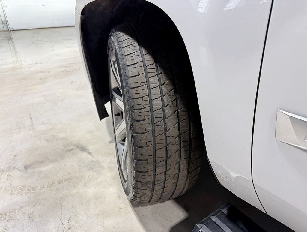 2016 Cadillac Escalade ESV 4WD 4dr Premium Collection - 22960869 - 2